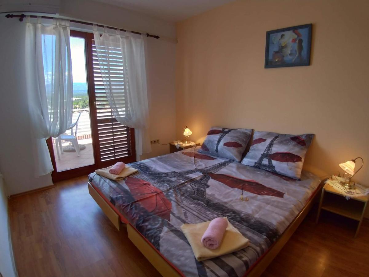 Apartment Njivice 15904B المظهر الخارجي الصورة